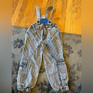 Kids Vintage Denim Overalls / black Acid Wash Jean Jumper / size 5
